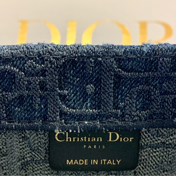 Dior • Large Denim Oblique Book Tote - Picture 4 of 14
